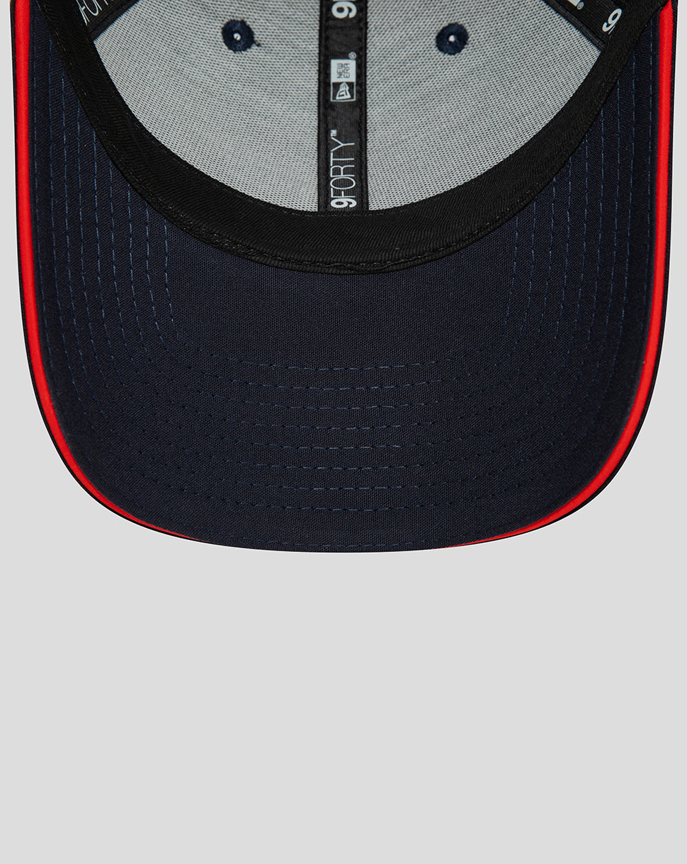 Close up of navy Oracle Red Bull Racing 9FORTY cap brim with red edge and stitched panels