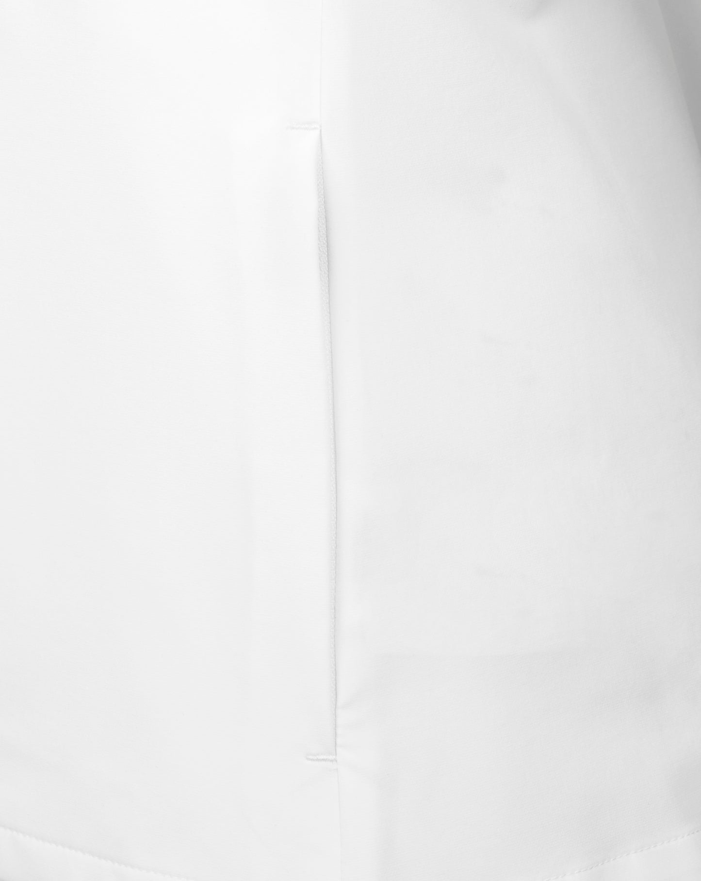 White England Rugby Rose Crest jacket with red rose emblem on chest and visible O2 logo.