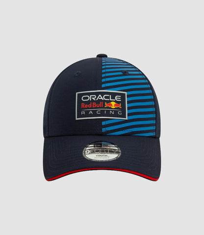 Close up of Oracle Red Bull Racing 9Forty cap showing blue striped crown and front patch