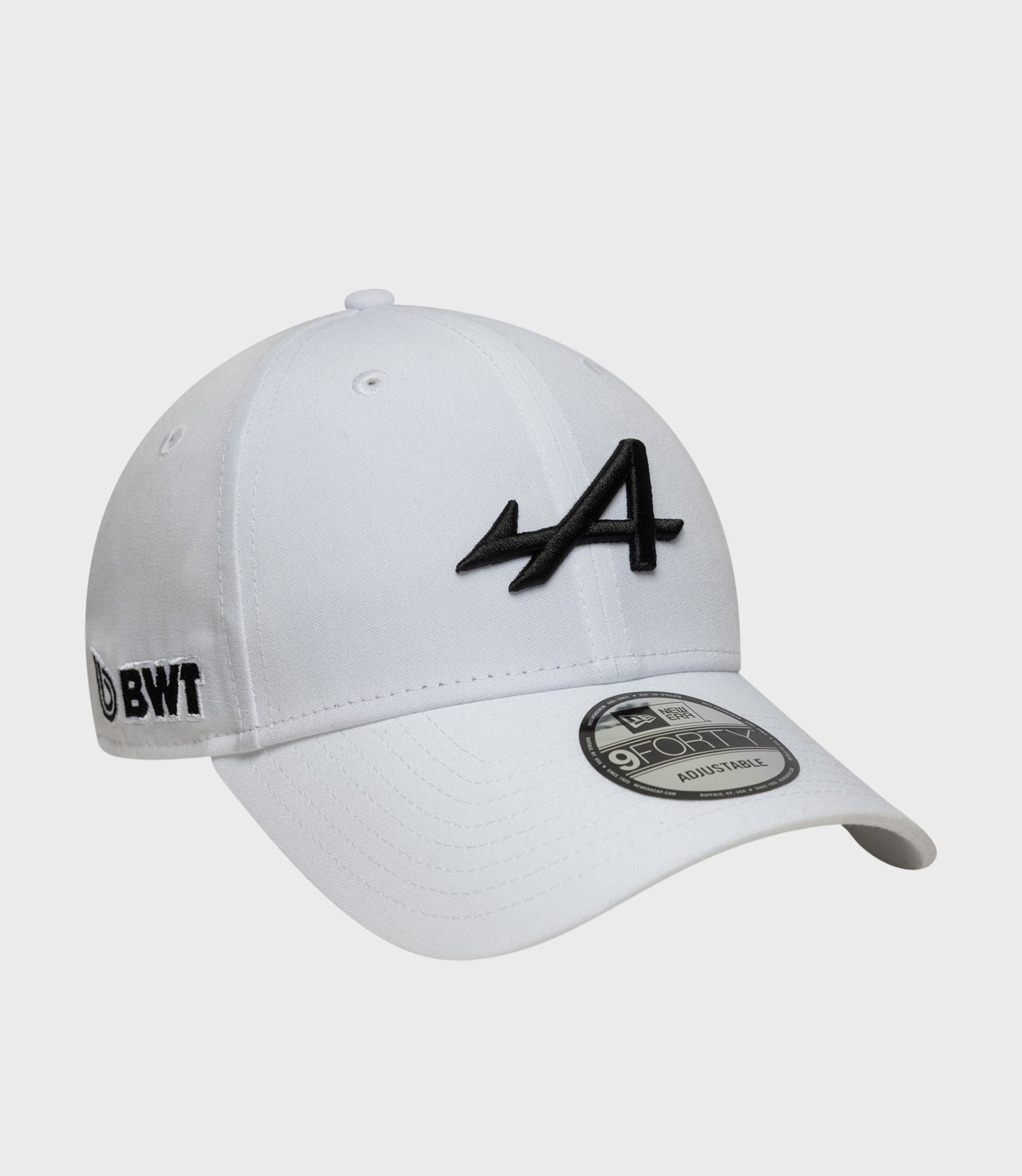 White New Era Estretch Snapential 9Forty cap close up of crown with black embroidered logo