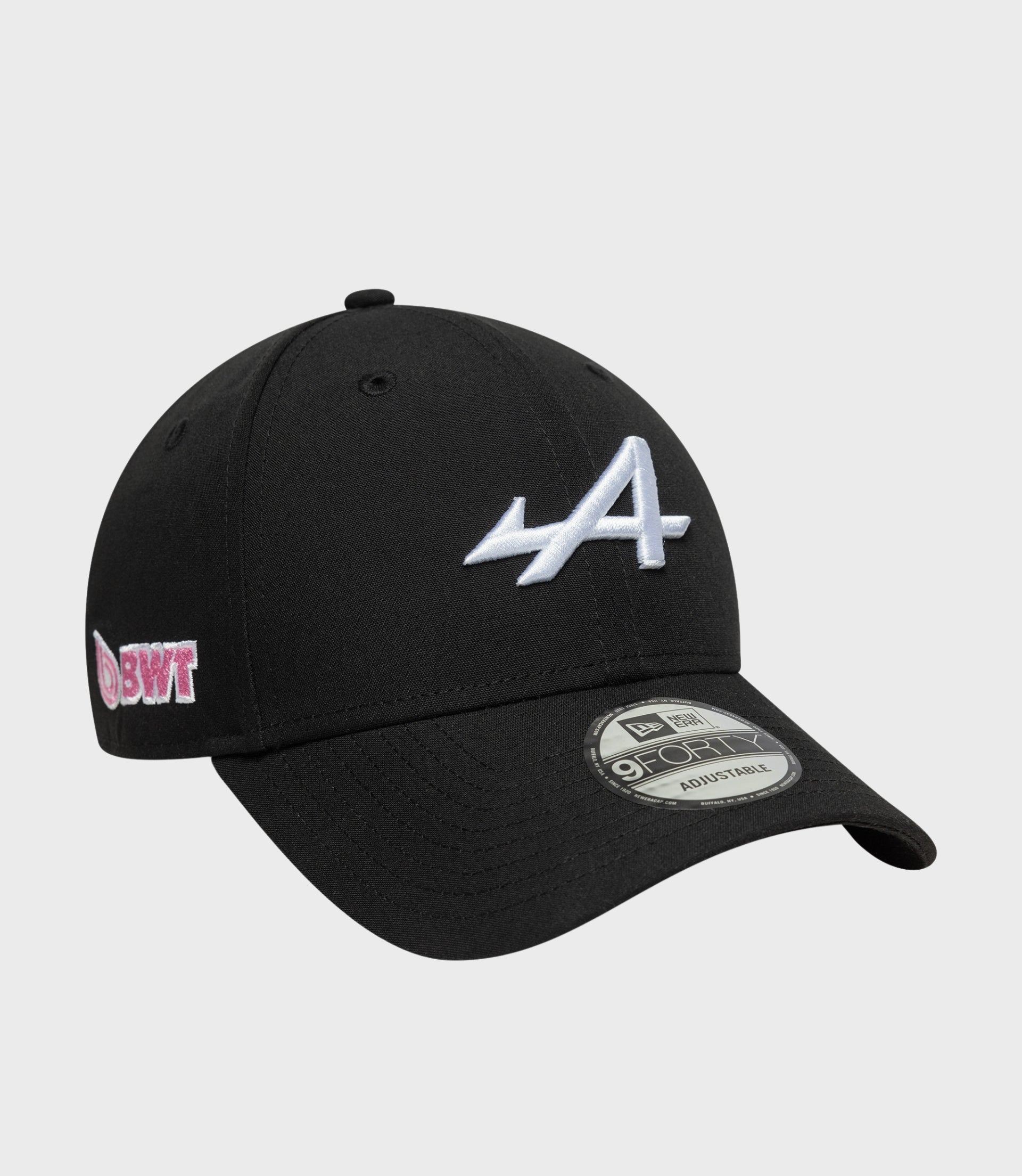 Black New Era Estretch Snapential 9Forty cap with white embroidered logo on the front panel