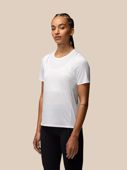 Model wearing white Apex Training T Shirt with breathable AeroMesh panels and crew neckline.