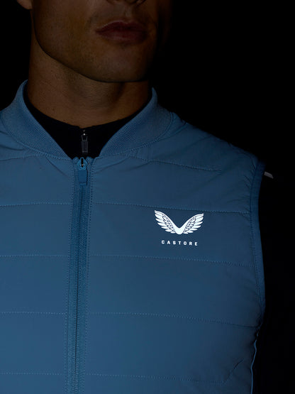 Apex Training Gilet in sky blue with zip front and Castore logo on chest