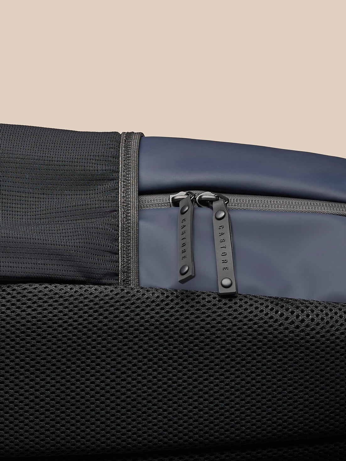 Core Rucksack – Marineblau
