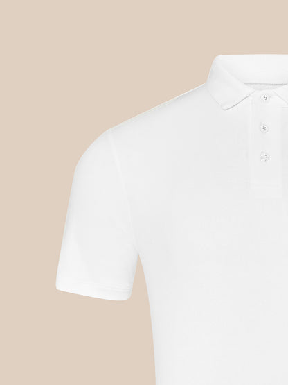 Majesticks white golf polo shirt with pointed collar and three-button placket close-up of shoulder