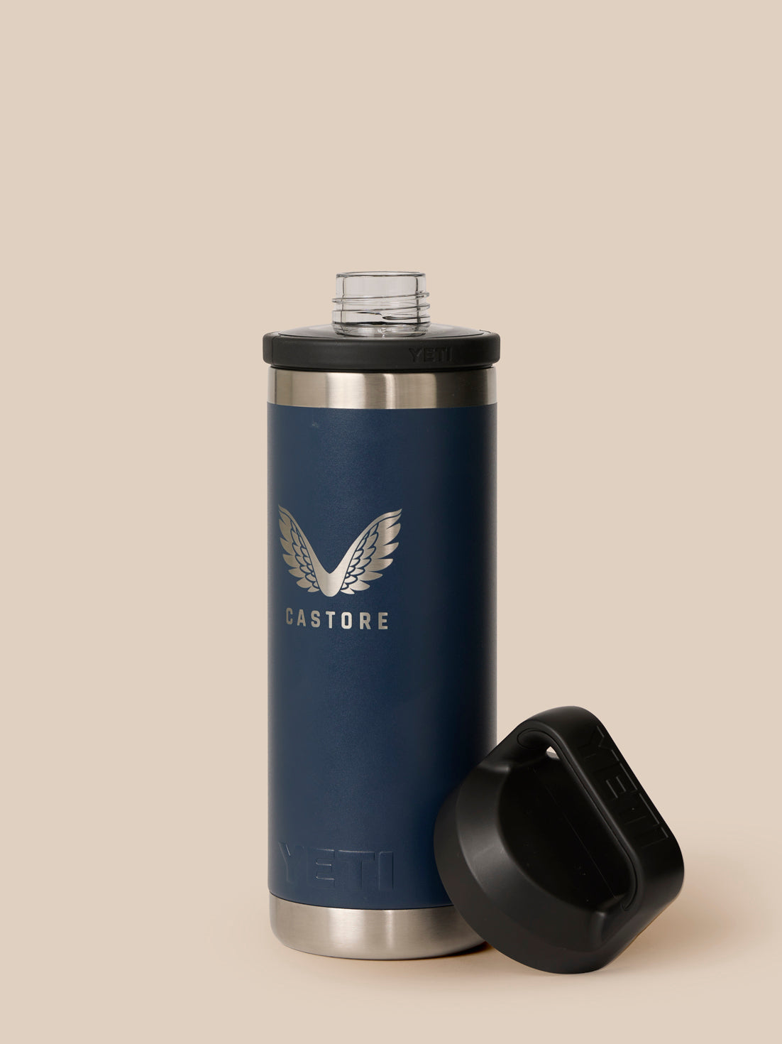 YETI Castore 532ml navy insulated water bottle with stainless steel base and leakproof Chug Cap