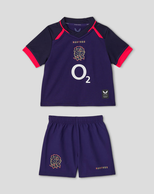 Navy sports outfit with red accents featuring a rose emblem and 'O2' logo on a gray background.