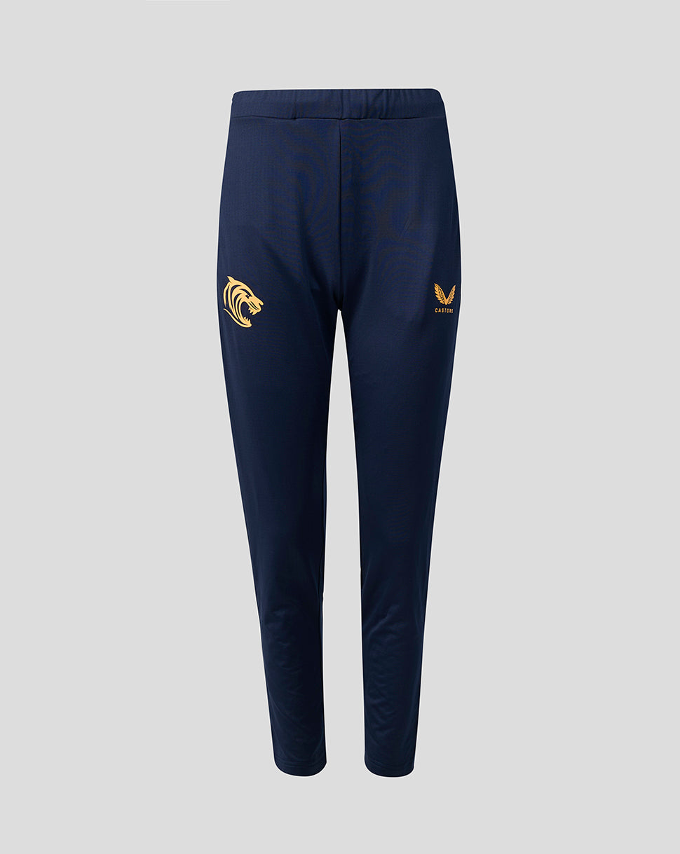 Back view of navy Leicester Tigers training pants with a gold tiger crest on the left thigh and a gold Castore logo on the right thigh
