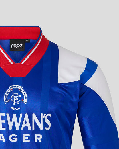 Close-up of collar and crest on Rangers retro 1992-94 shirt with red collar detail.