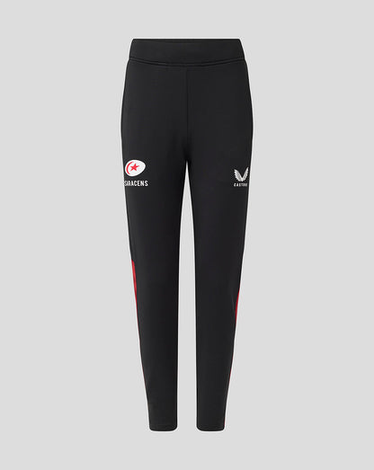 Front view of black Saracens training pants with logo on left thigh and Castore emblem on right thigh.