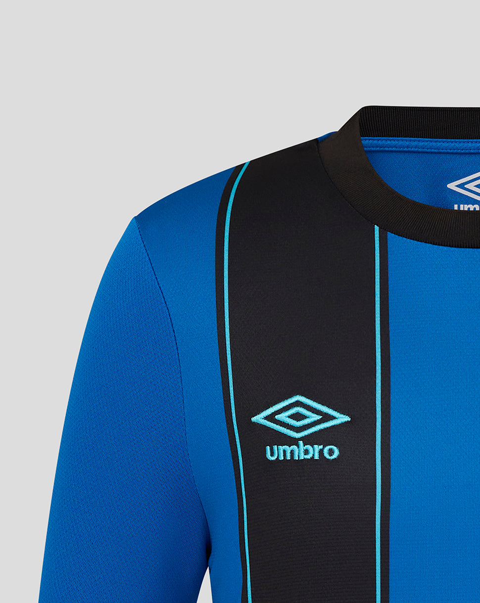 Close up of AFC Bournemouth junior away shirt showing blue fabric with a black vertical stripe outlined in turquoise and the Umbro logo.
