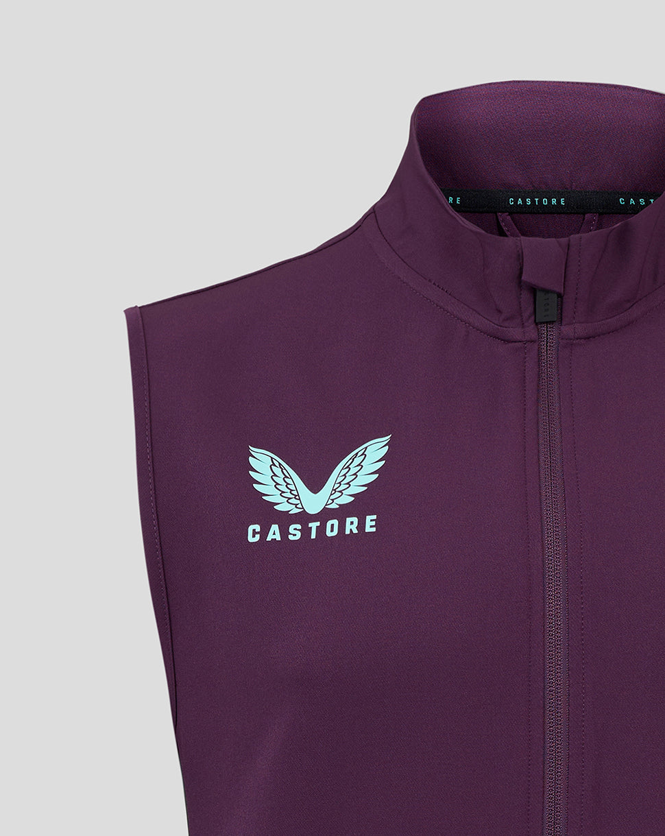 Close up of the purple gilet chest area with England crest on the left and Castore branding near the collar.