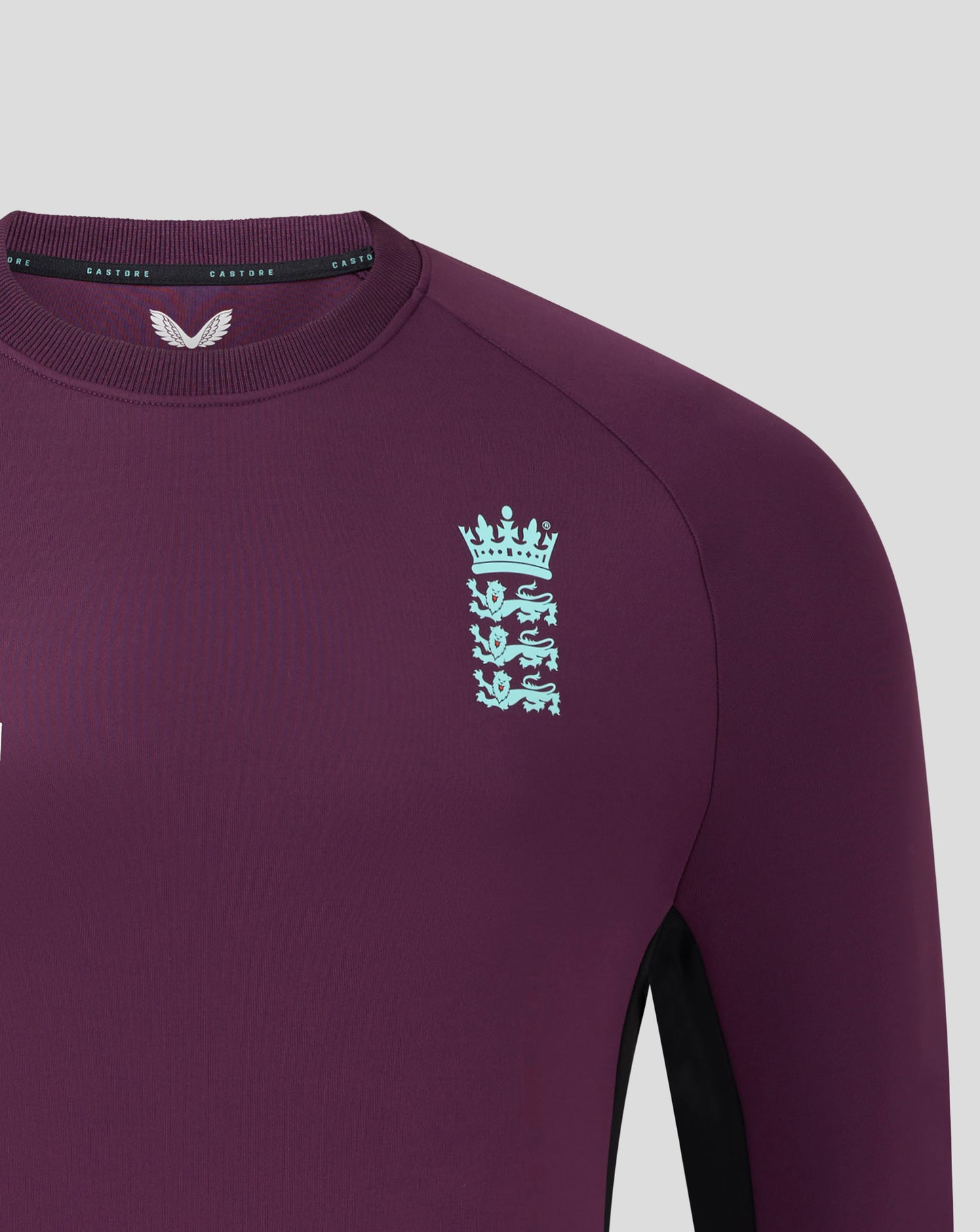 England cricket men's pro training sweatshirt close up showing ribbed collar and chest crest