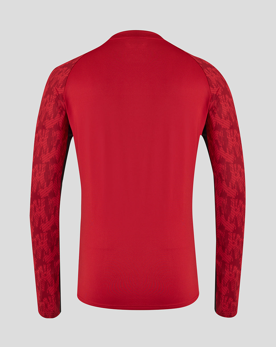 Back view of Saracens training drill top in rhythmic red with patterned sleeves.