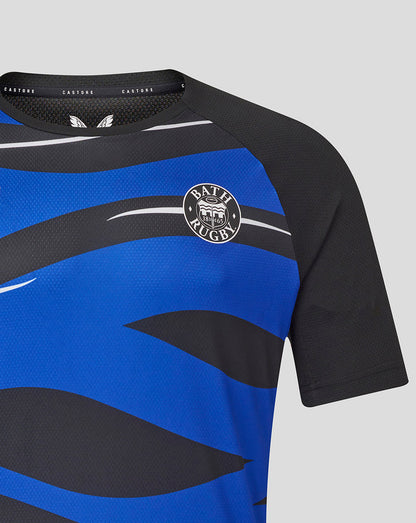 Chest shot of Bath Rugby graphic tee showing Bath Rugby crest on a blue stripe.
