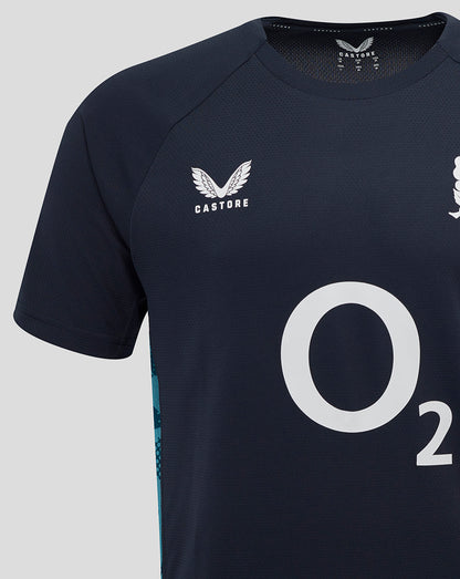Close up of winged Castore logo near the neckline on the navy England Rugby performance T-shirt.