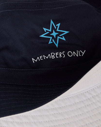 Navy Majesticks reverse bucket hat with a light blue star logo and Members Only branding.