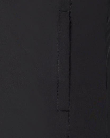 Vertical pocket seam on the front of the black Leicester Tigers training hooded gilet.