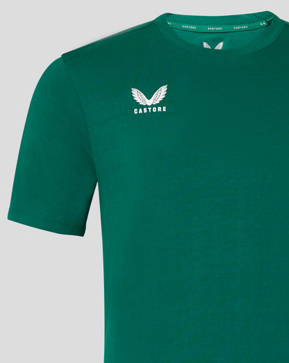 Front view of emerald green men's cotton leisure tee with short sleeves.