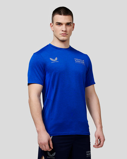 Blue Oracle Red Bull Racing tee on a male model with Castore logo on left chest and RBR branding on right.