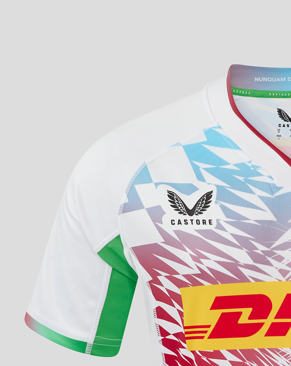 Harlequins Away Shirt chest close-up showing crest and Castore logo over the geometric print.