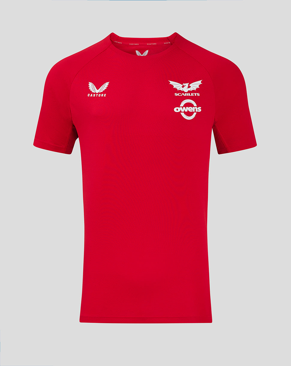 Front view of Scarlets men's Pro Players short sleeve T shirt in red with Castore and Scarlets logos on the chest