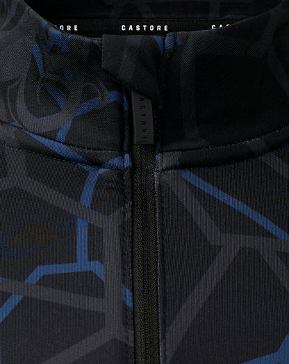 Close up of collar area showing zipper and interior Castore label on the Rangers Third Matchday midlayer