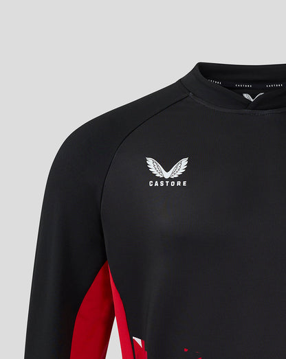 White Castore wing logo on the chest of a black red Saracens 24/25 Matchday Midlayer