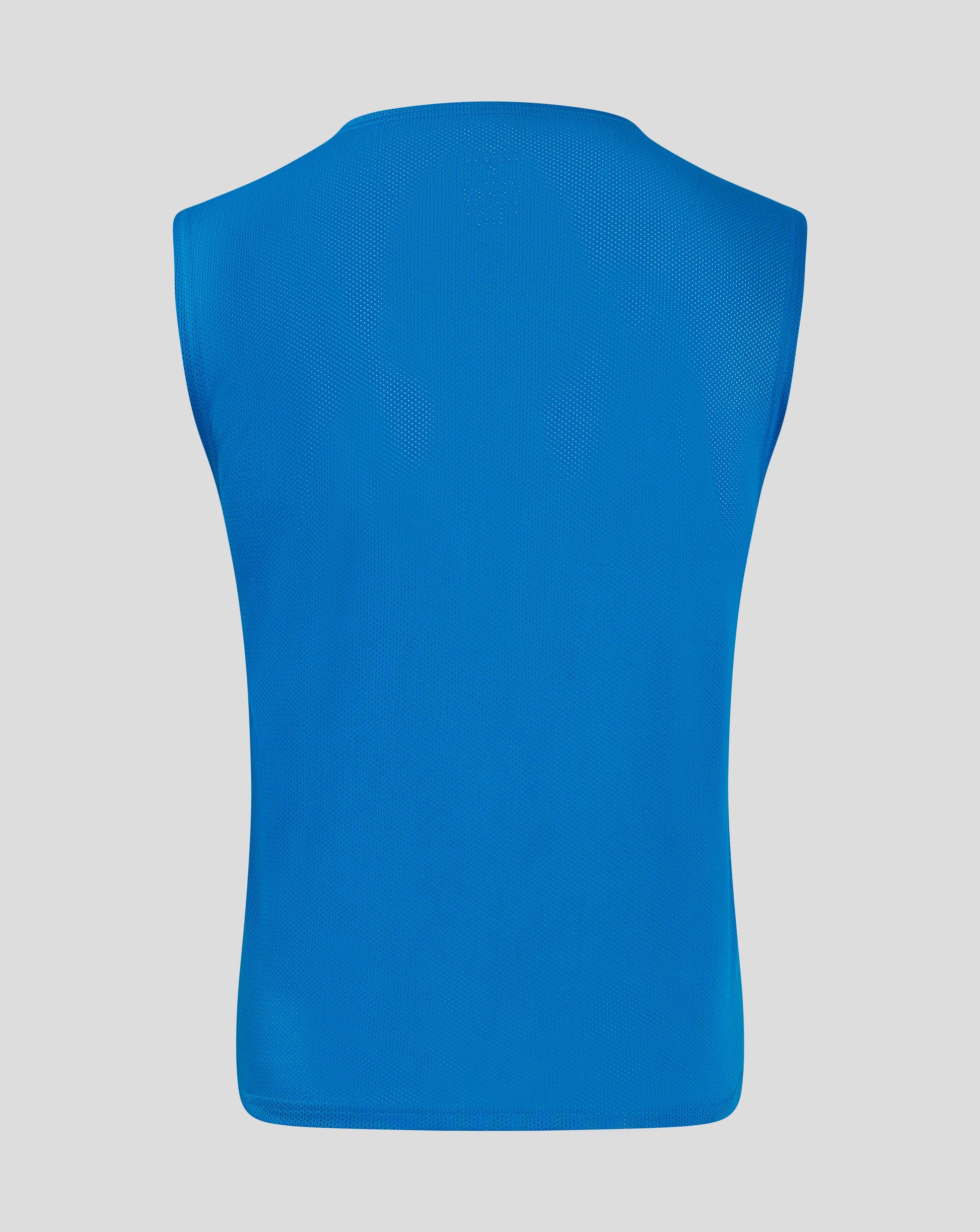 Back view of blue mesh training bib with scoop neckline