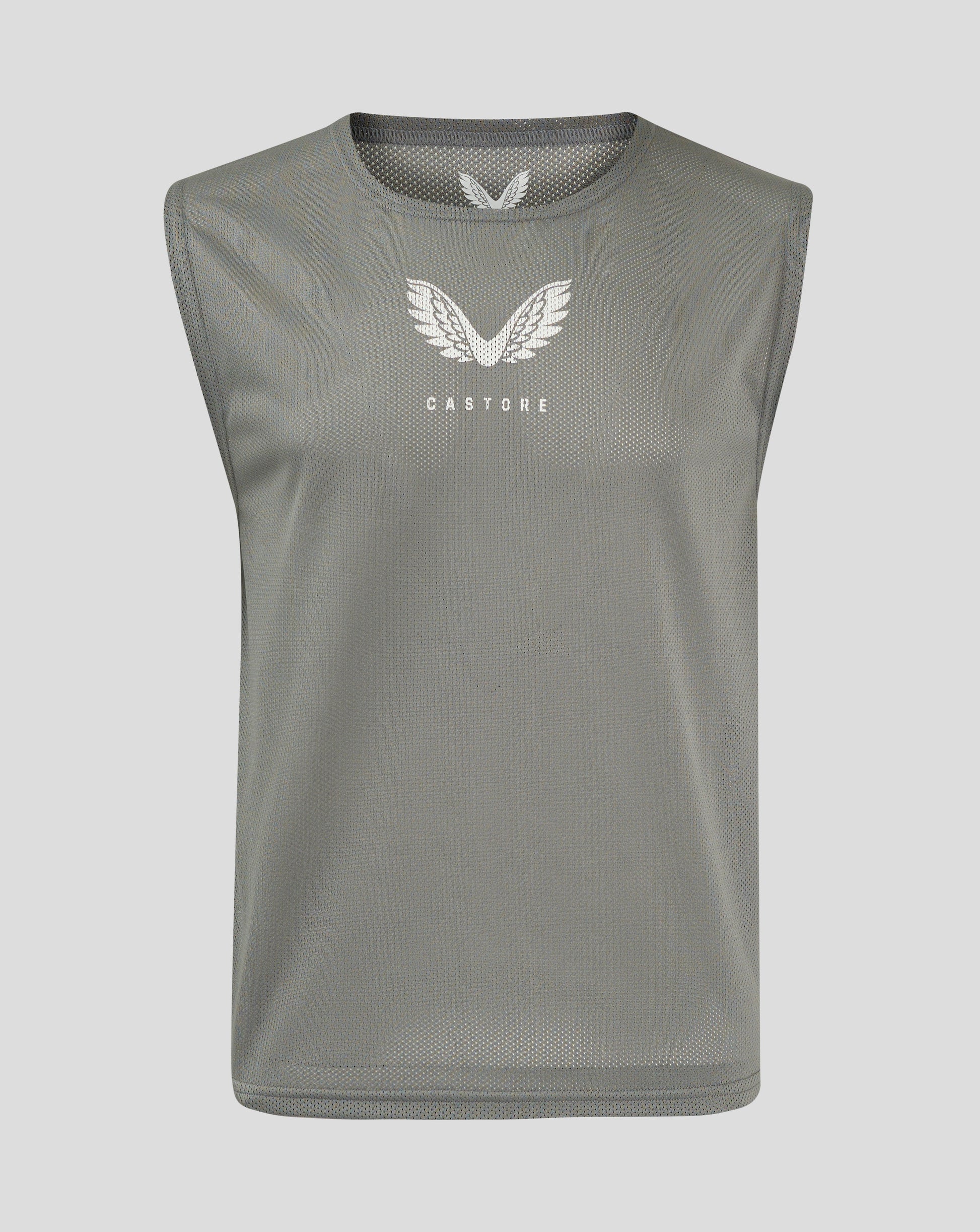 Front view of gray sharkskin junior training bib with scoop neckline mesh fabric and Castore logo