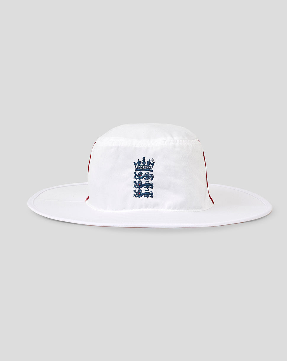 White wide brim cricket hat featuring navy England three lions crest.