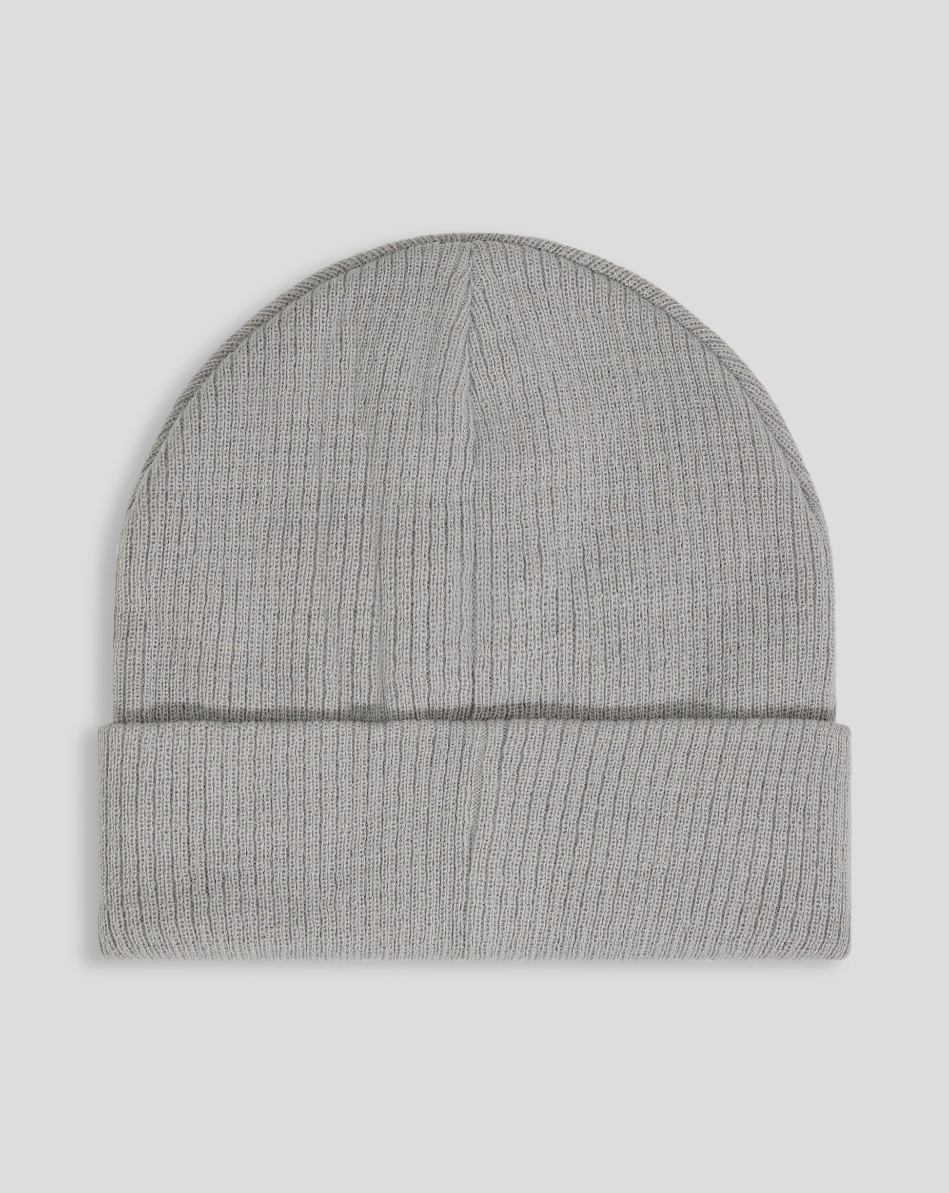 Gray ribbed knit beanie with fleece lining and Castore logo embroidery.