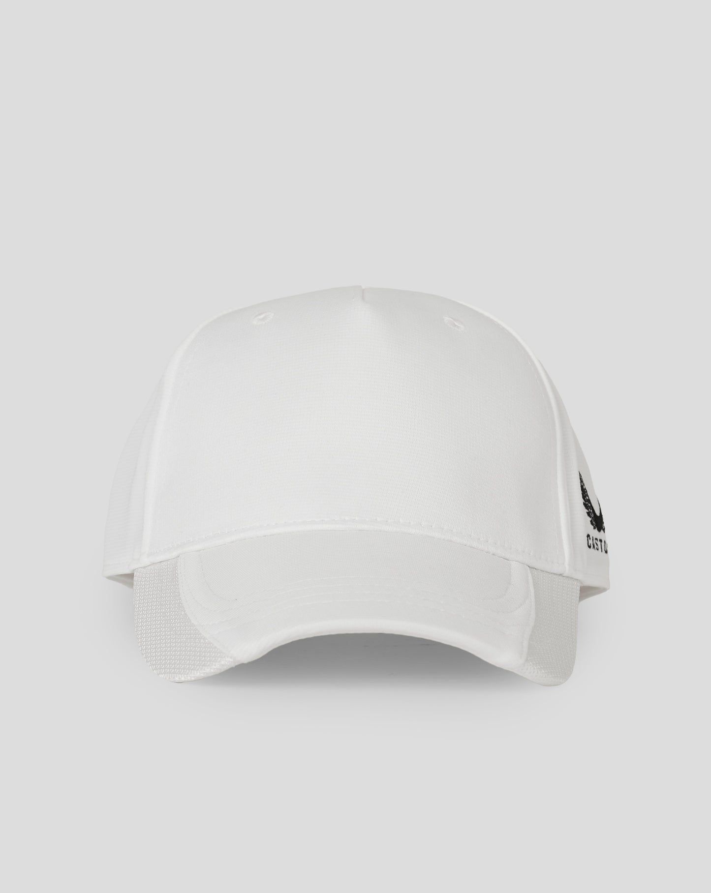White five-panel cap with curved brim and Castore logo embroidered on the side.
