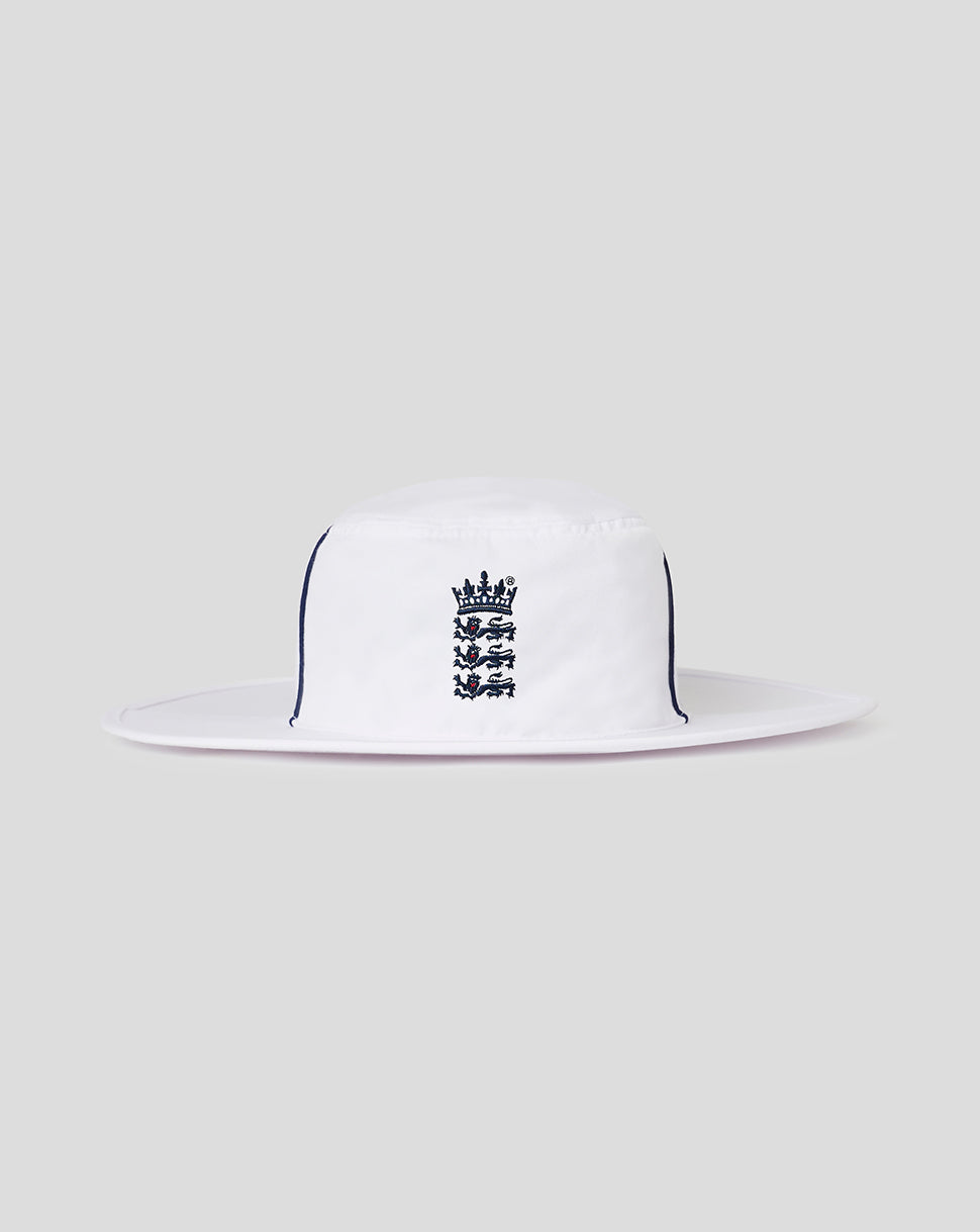 White England Test wide brim hat with navy piping and Three Lions crest on the front