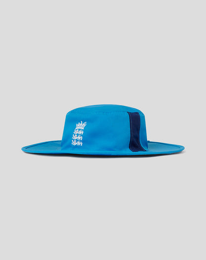 Unisex England cricket wide brim hat in Cloisonne blue with a white crest on the front