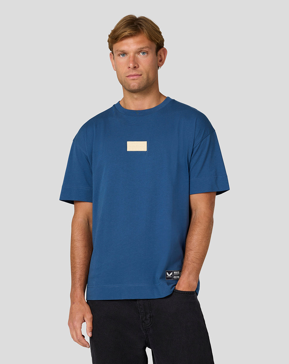 Male model wearing blue Oracle Red Bull Racing Austin short sleeve T-shirt
