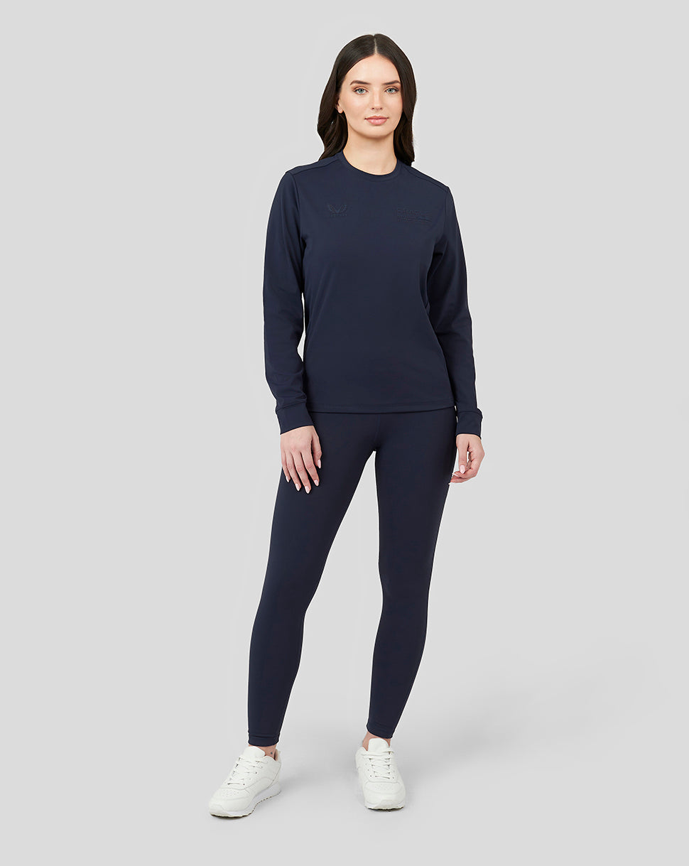 Model wearing navy Oracle Red Bull Racing Sweat Top with matching leggings