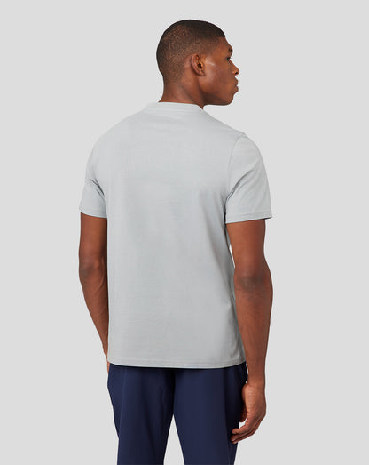 Back view of a model wearing a light grey Oracle Red Bull Racing T shirt